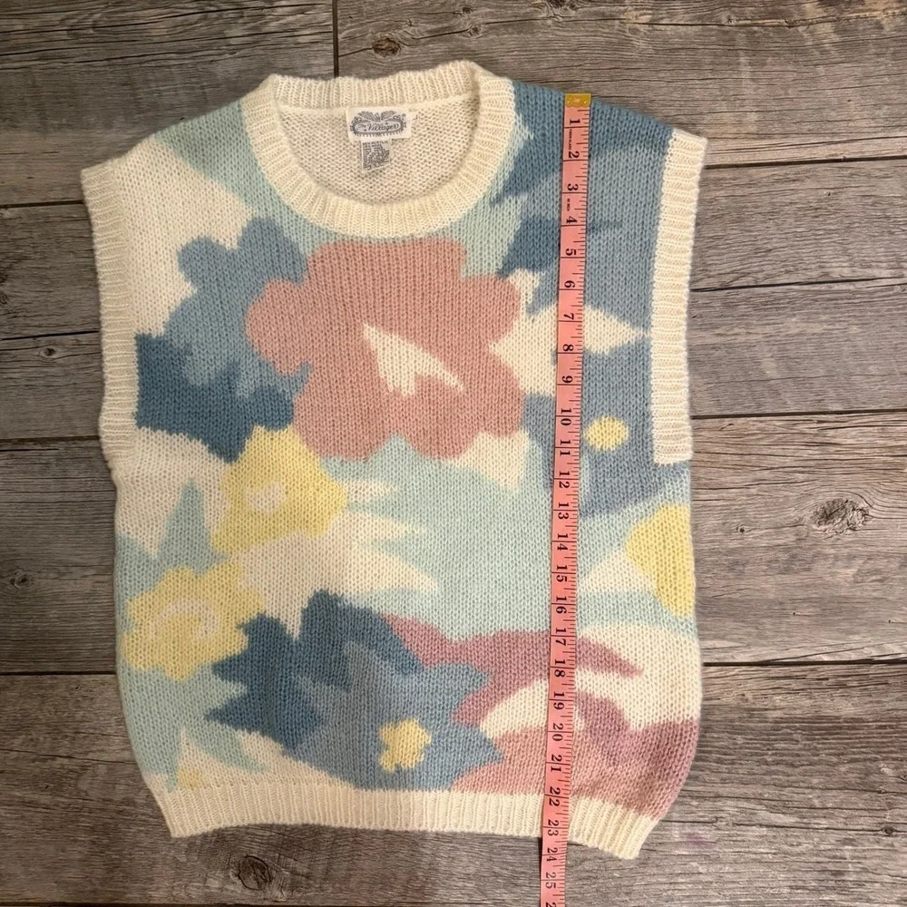 The Villager Floral Knit Sleeveless Sweater Vest Women's Size L